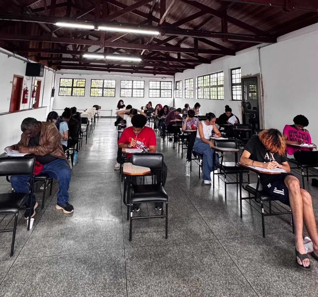 Simulado do ENEM do Cursinho Popular Emoriô reúne 50 inscrições em Bauru